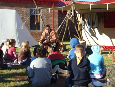 Spring Hill students learn about Creek Indians