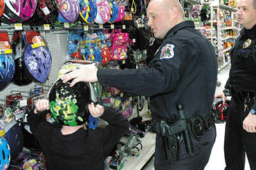 Tyrone shop with a cop