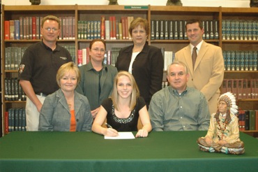 McIntosh's Olivia Tucker signs a soccer scholarship with Mercer